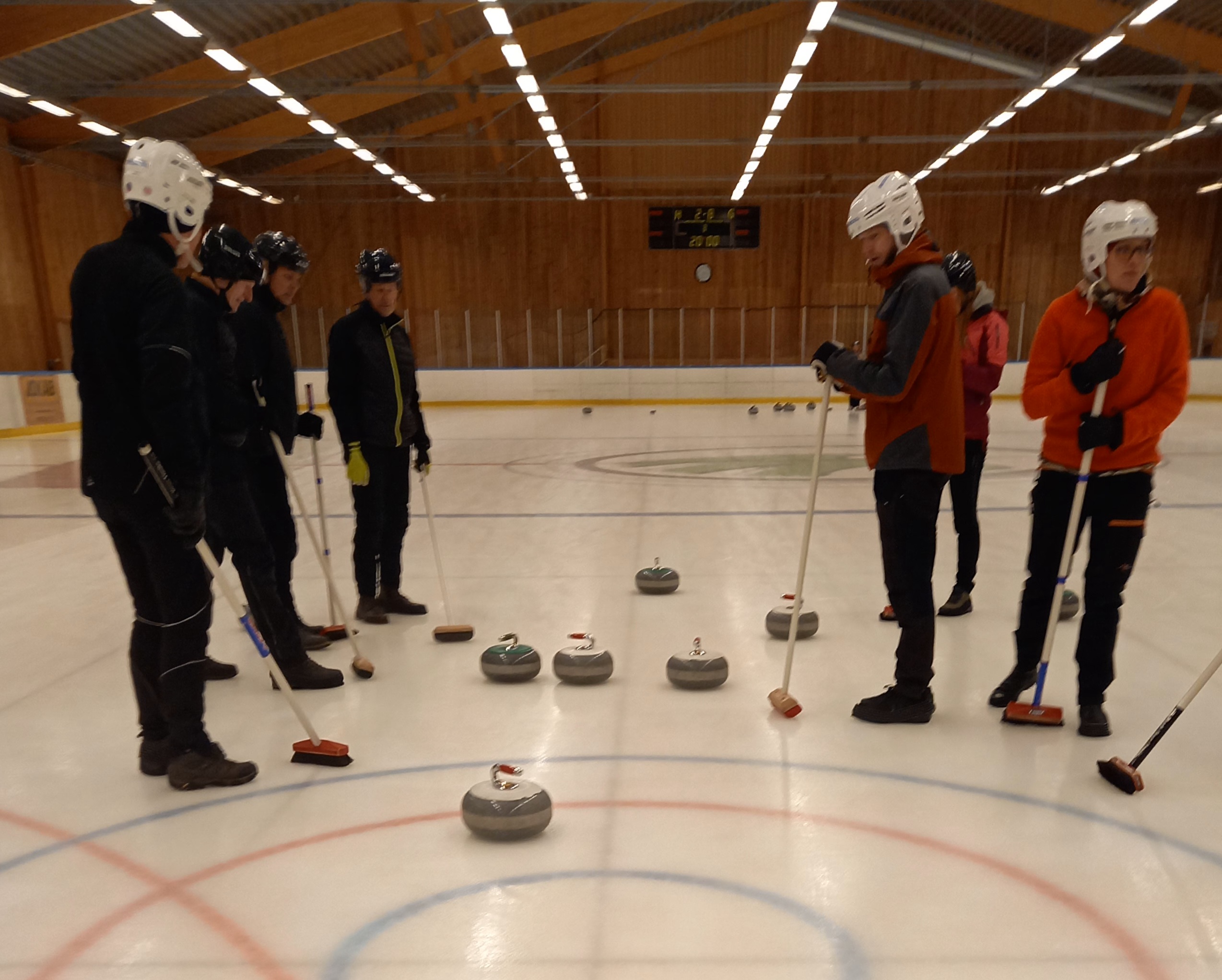 Curlingens dag Östhammars ishall