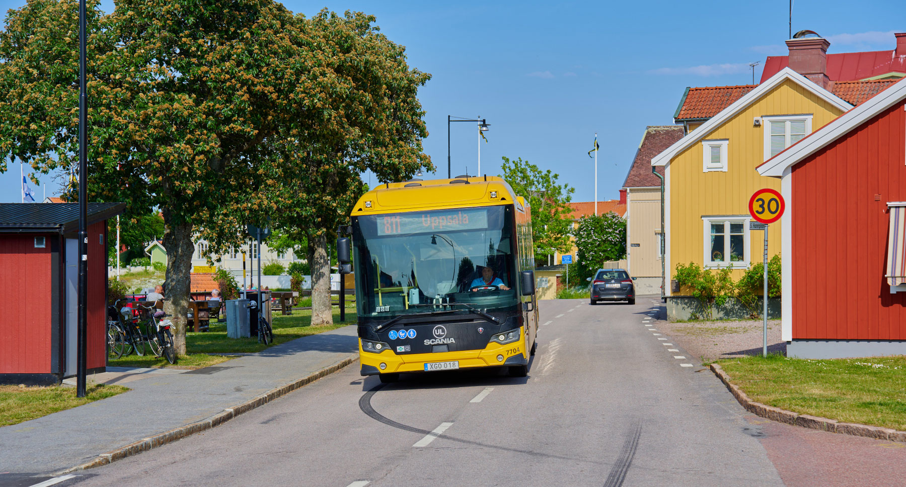 mp68151568-buss-linje-811-i-oregrund.jpg